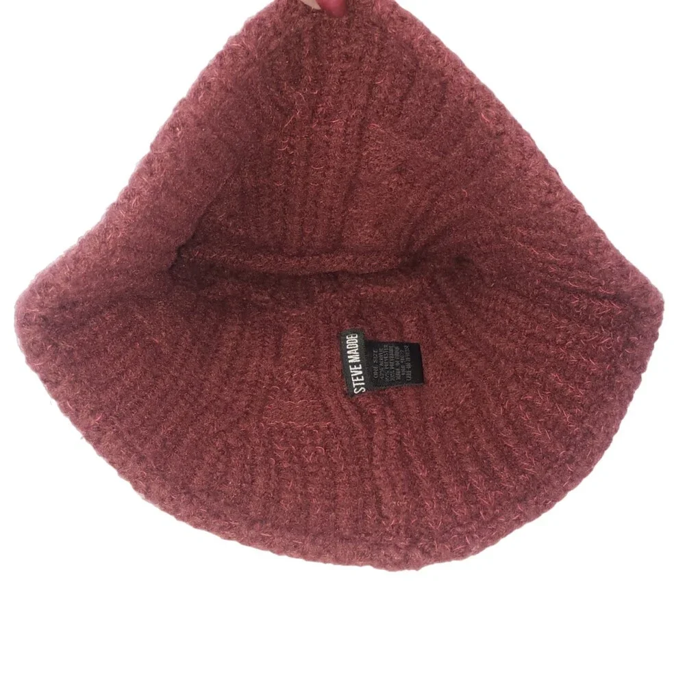 STEVE MADDEN Burgundy Acrylic Winter Hat One Size